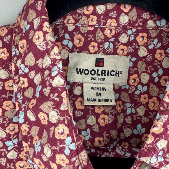 Women’s Woolrich size medium 100% cotton floral button down blouse - Picture 4 of 6